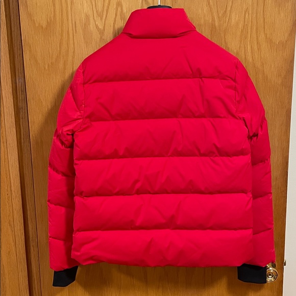 NWT Theory Women’s Carmine Red Stand Puffer Jacket Size Small (Brand New) - Picture 7 of 12